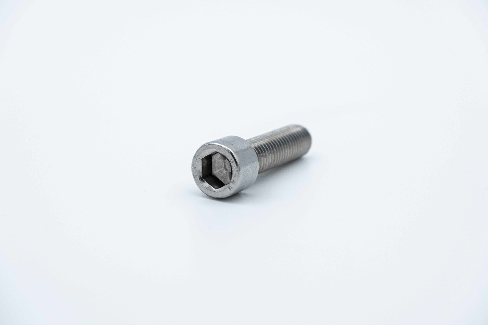 M12 DIN 912  İMBUS A4